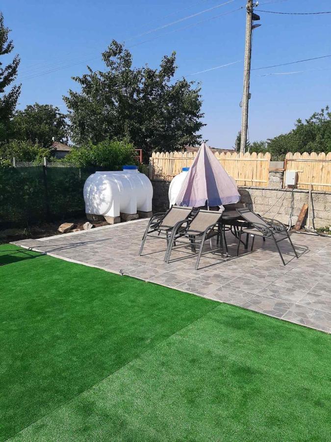 Къща За Гости Релакс Tsarichino Exterior foto